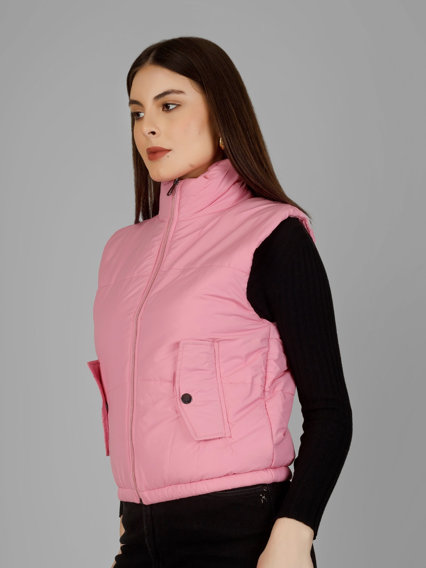 Lavozia sleeveless crop jacket for women